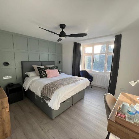 United Home B&B Salford  Eksteriør billede