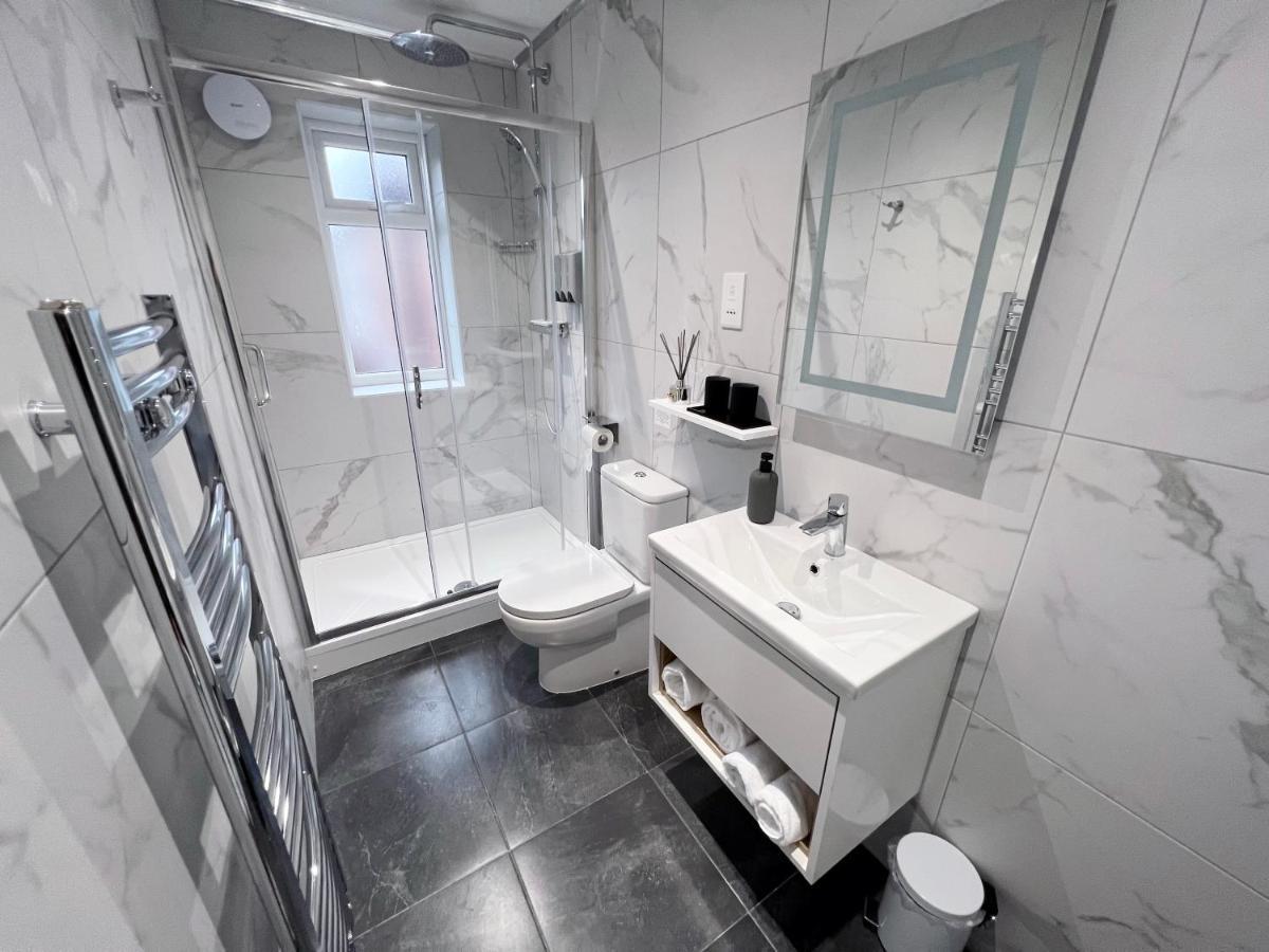 United Home B&B Salford  Eksteriør billede