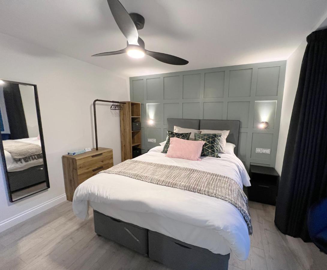 United Home B&B Salford  Eksteriør billede