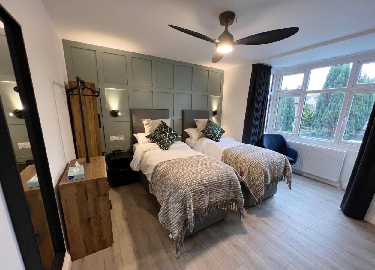 United Home B&B Salford  Eksteriør billede
