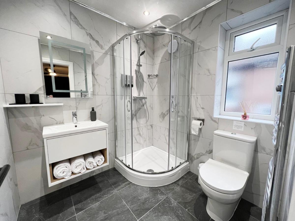 United Home B&B Salford  Eksteriør billede